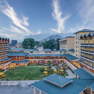 Radisson Collection Hotel & Spa, Riverfront Srinagar